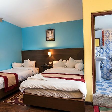 Hotel Rosemary Homes Pokhara Zewnętrze zdjęcie