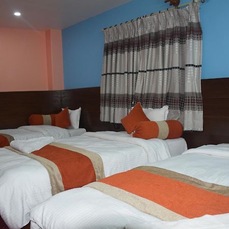 Hotel Rosemary Homes Pokhara Zewnętrze zdjęcie
